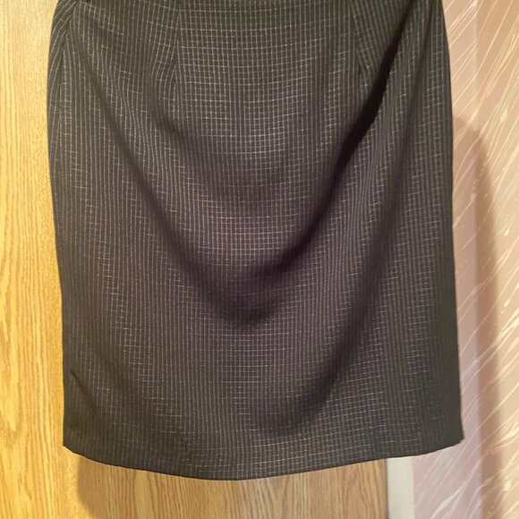 Jesse Ryan Straight Black With White Checks Skirt - Picture 3 of 6